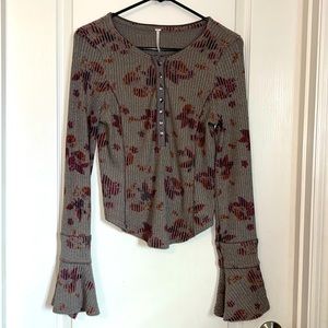 Free People long ruffle sleeves top Small